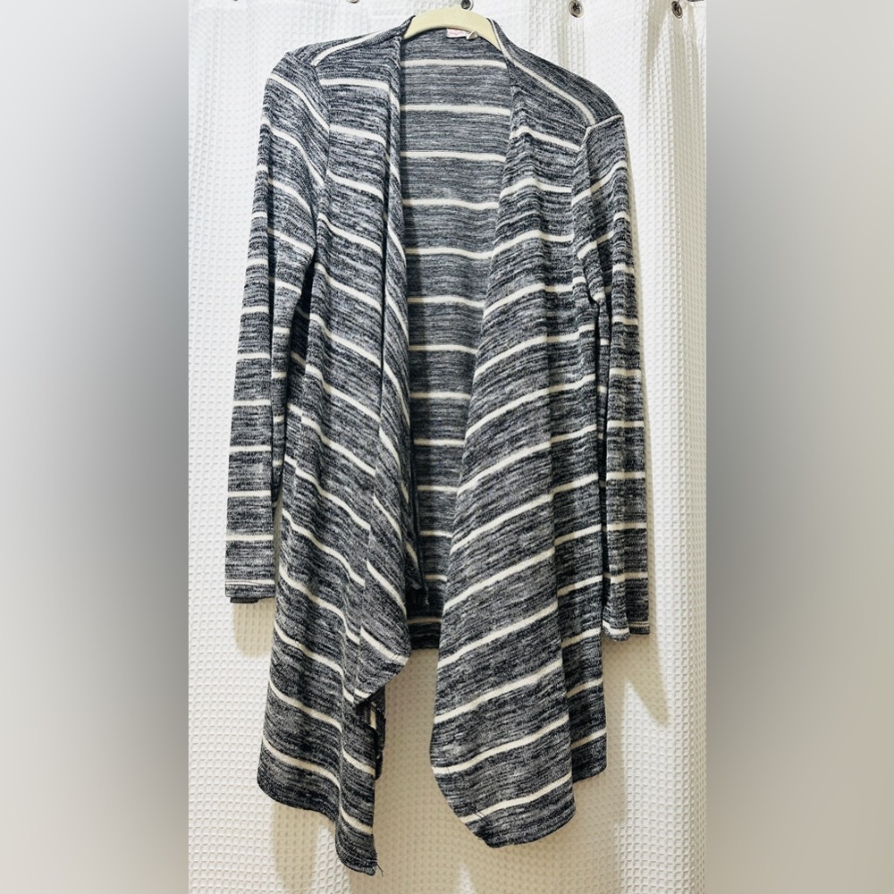 Women's Pink Republic Gray & Ivory Striped Cardigan Sweater Long Sleeve Size XL